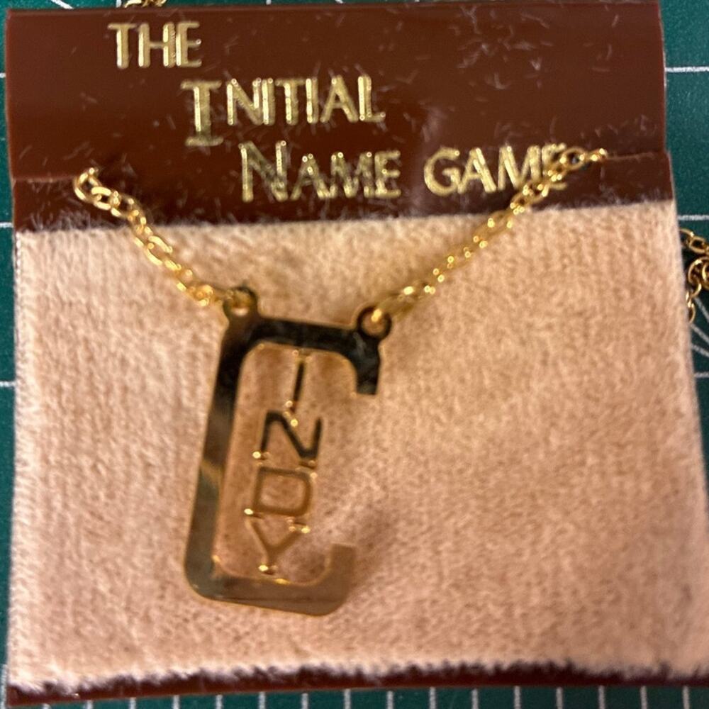 The Initial Name Game CINDY Pendant Necklace Gold Tone Suspended Letter C
